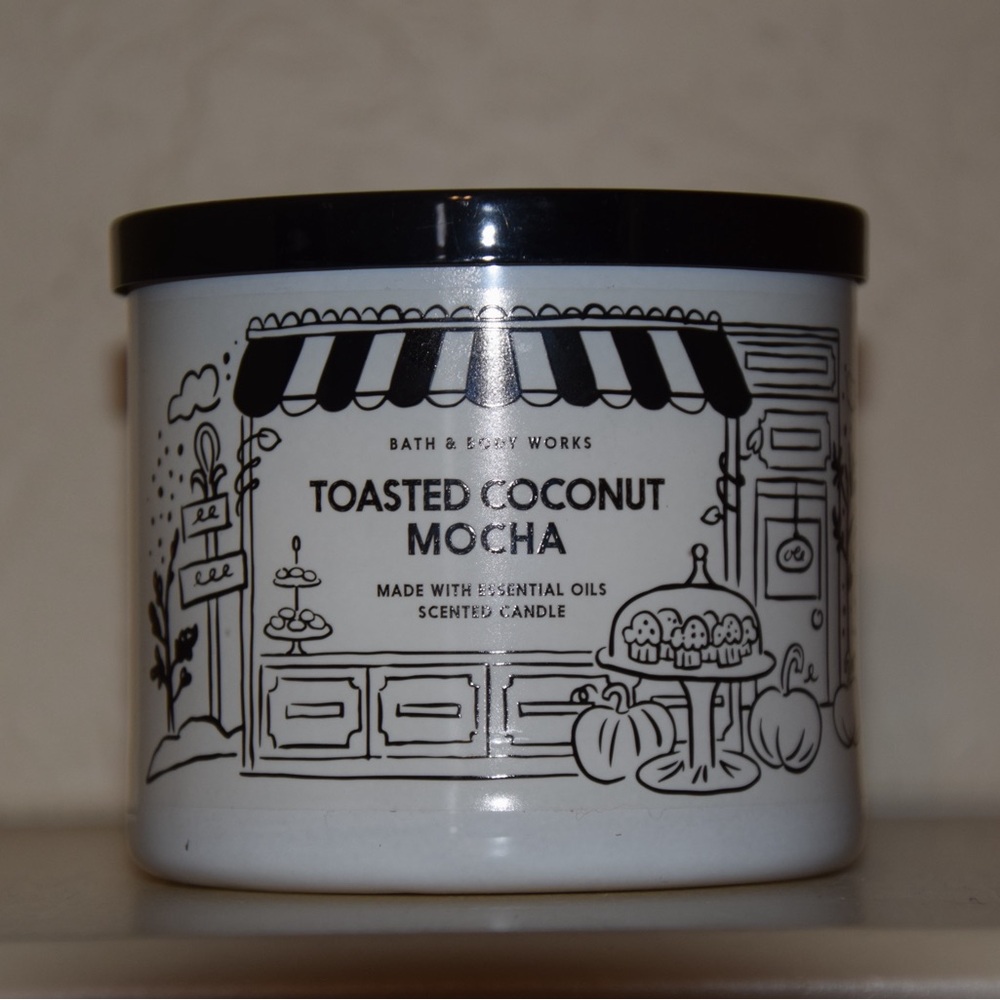 🥥☕️ Toasted Coconut Mocha 3-Wick Candle Bath & Body Works